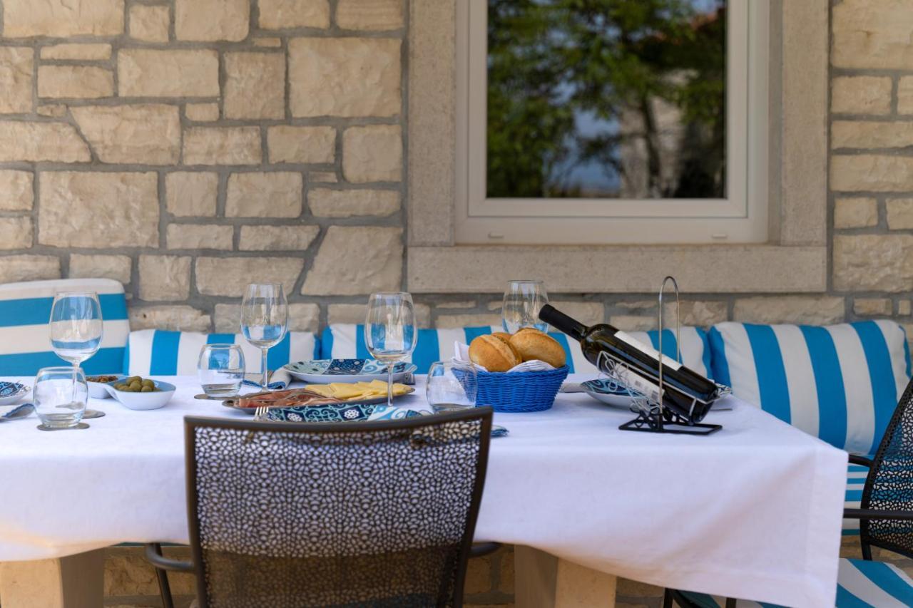 Villa DAULOS Novigrad Istria Esterno foto